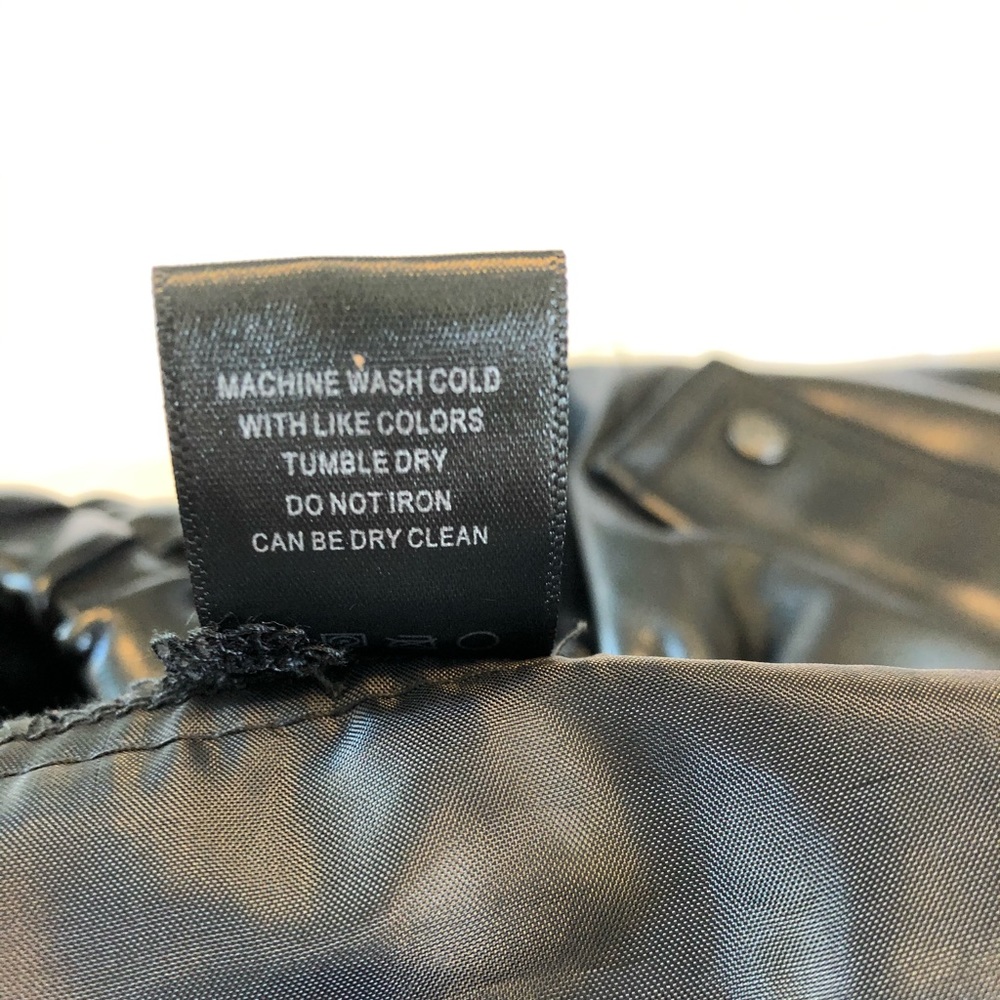 Shorts - Picture 11 of 11